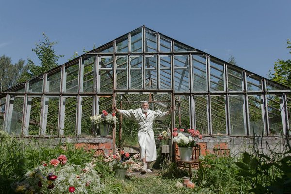 Comment les seniors peuvent-ils rester connectés avec leurs proches ?